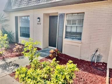 Main picture of 9313 Lennex Ln