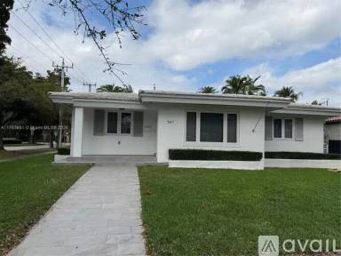 Main picture of 547 Giralda Ave