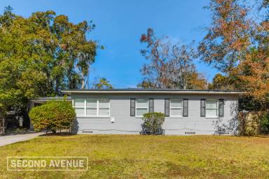 Main picture of 1823 Colby Ave