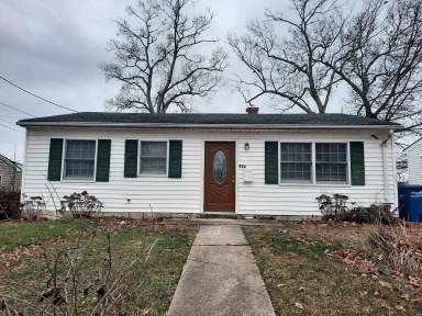 Main picture of 426 Holly Dr