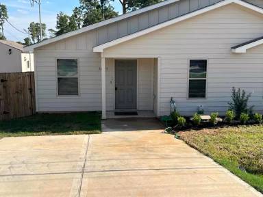 Main picture of 16893 W Forrestal