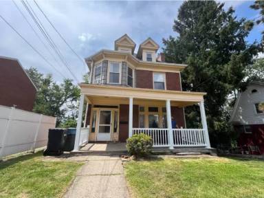 Main picture of 5227 Clarwin Ave