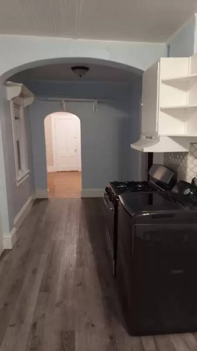 Main picture of 60 Nonotuck St