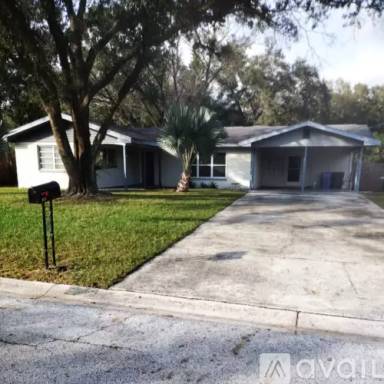 Main picture of 815 W 124th Ave