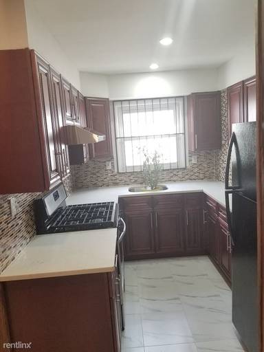 Main picture of 10531 Flatlands 5th St