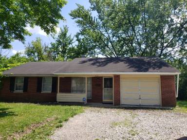 Main picture of 8411 E 42nd St