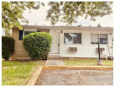 Main picture of 400 N Owens Dr