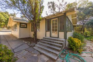 Main picture of 2880 Ladera Rd