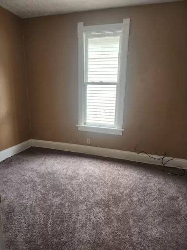 Main picture of 1202 S Greenlawn Ave