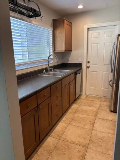 Main picture of 11771 Raintree Dr