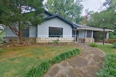 Main picture of 1110 9th Ave
