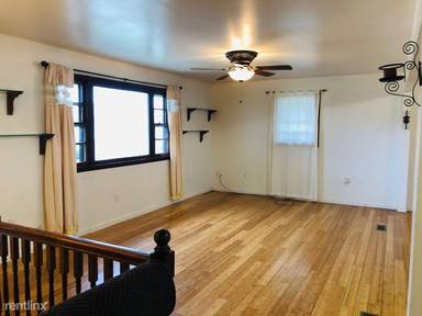 Main picture of 680 W Maryland Ave