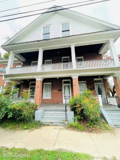 Main picture of 913 5th St SW