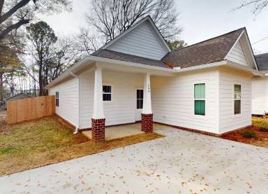 Main picture of 244 Linden St