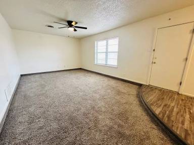 Main picture of 4914 57th St