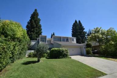 Main picture of 8149 Walnut Fair Cir