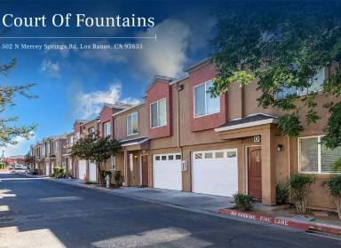 Main picture of Court of Fountains