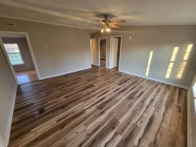 Main picture of 103 Goosetree Ct