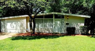 Main picture of 755 Robinwood Dr