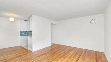 Main picture of 2410 NW 57th St