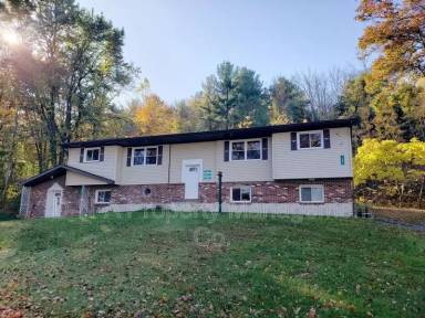 Main picture of 307 Adams Dr