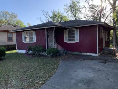 Main picture of 2822 Grenoble St
