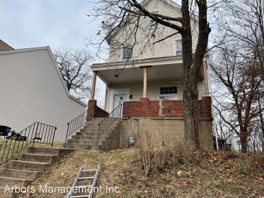Main picture of 524 W Burgess St