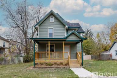Main picture of 805 E Olive St