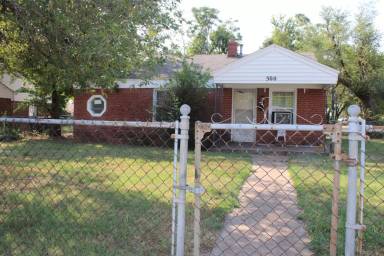 Main picture of 510 E Indian Dr