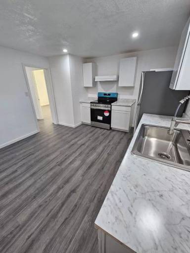 Main picture of 1838 Harvard St