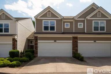 Main picture of 1050 Somerset Springs Dr