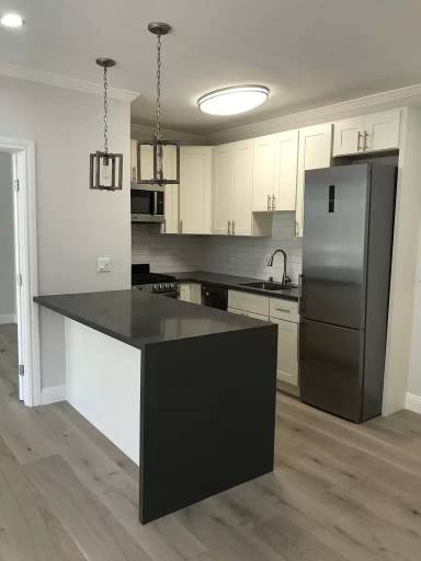 Main picture of 254 Divisadero St
