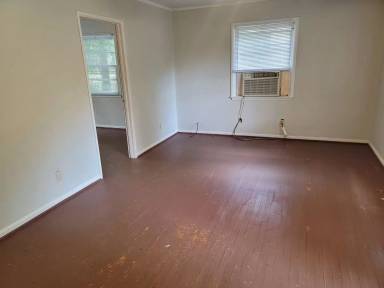 Main picture of 2833 Wesley Dr