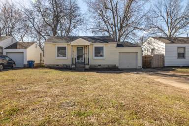Main picture of 7116 E 5th Pl
