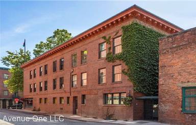 Main picture of 611 Post Ave