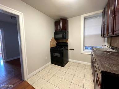 Main picture of 124 74th St