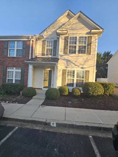 Main picture of 12 Spring Crossing Cir