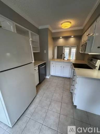 Main picture of 107 Hampton Dr