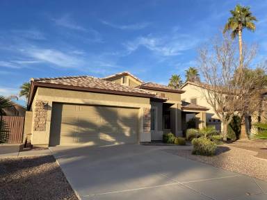 Main picture of 3348 E Mayberry Ave