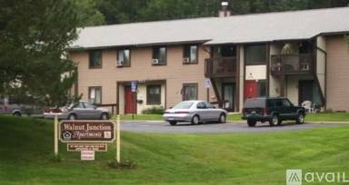 Main picture of 502 Drake St