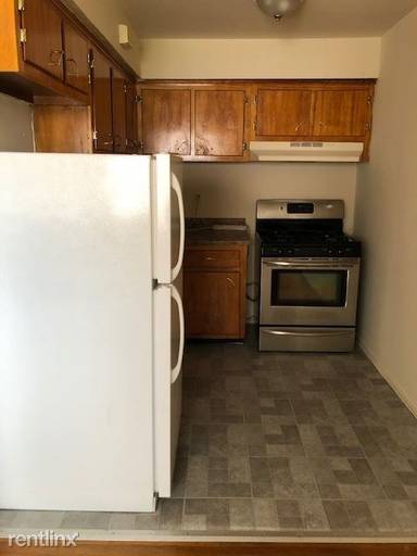 Main picture of 54-78 Temple Ave