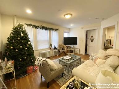 Main picture of 11 Romsey St