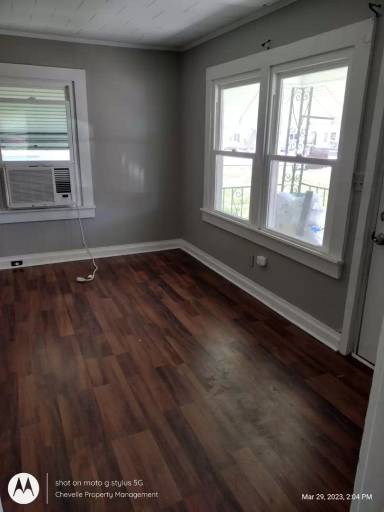 Main picture of 203 Marion St