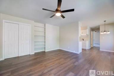 Main picture of 305 Maple Ave