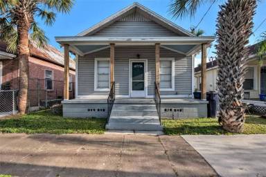 Main picture of 2317 W Chestnut St
