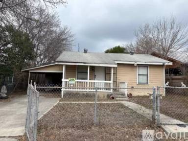 Main picture of 405 Groff
