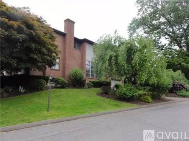 Main picture of 211 Highland Ave
