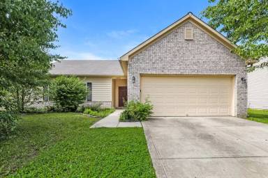 Main picture of 9692 Stonewall Ln