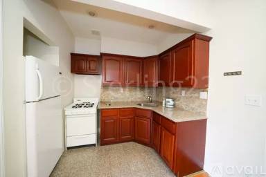 Main picture of 2025 33rd St