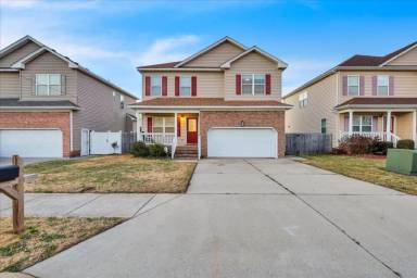Main picture of 9449 Garrett Ave